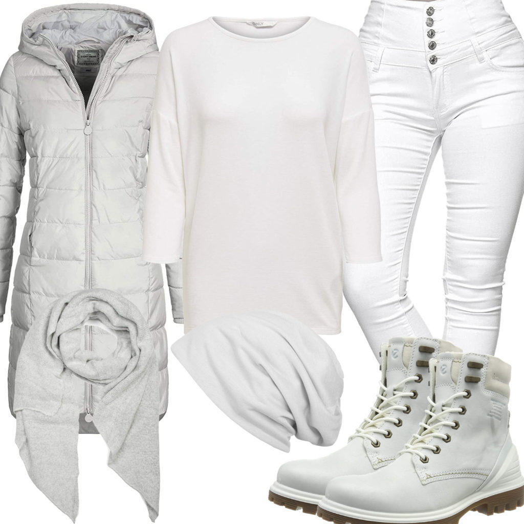 Weißes Frauenoutfit mit Mantel, Pullover und Stiefeln