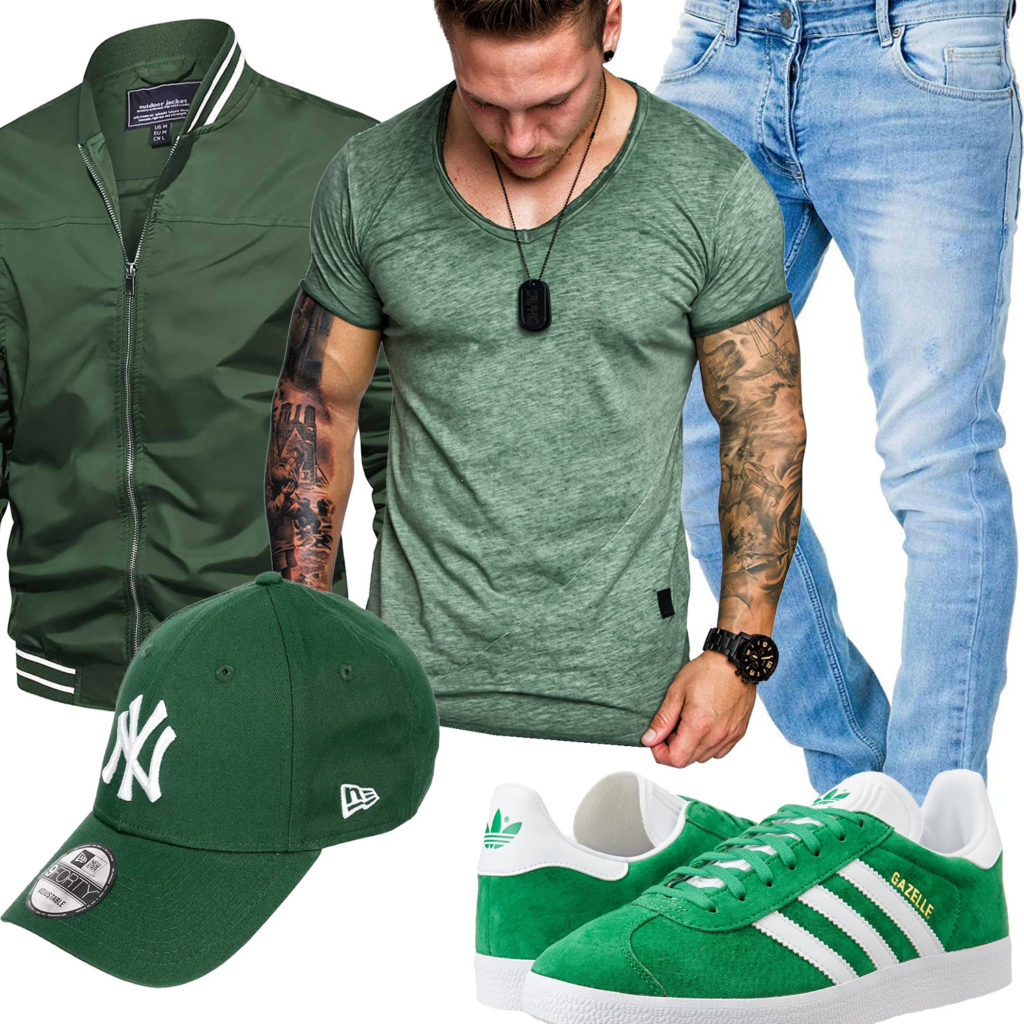 Grünes Herrenoutfit mit Shirt, Cap und Adidas Sneakern