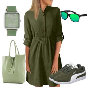 Grünes Frauenoutfit mit Kleid, Uhr und Puma's
